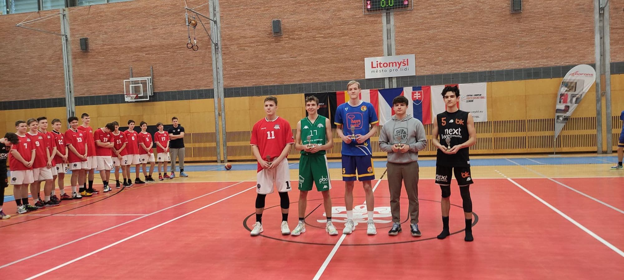 CEYBL U17 - Litomyśl ZDOBYTY ! — zdjęcie 2