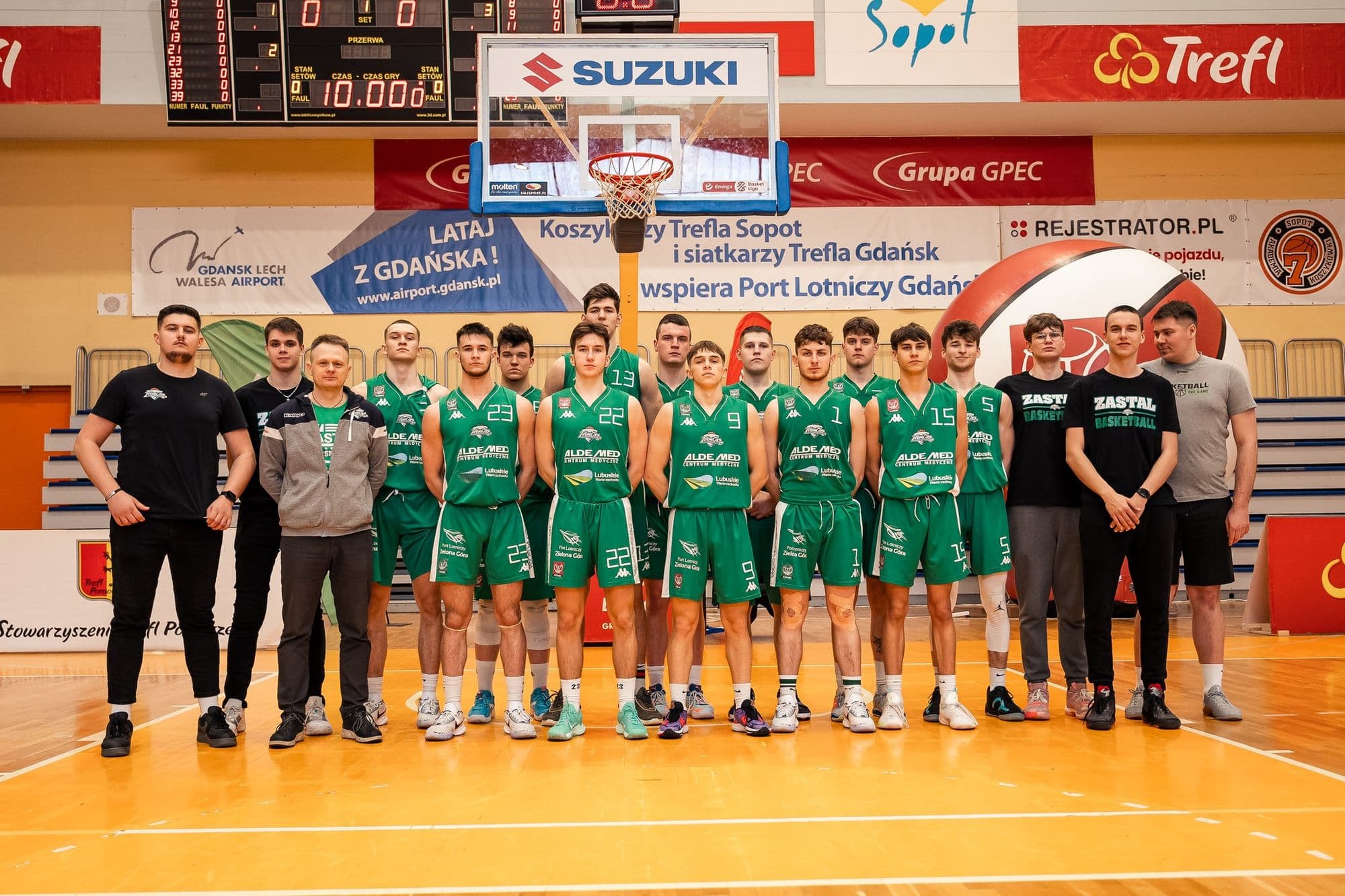 Mamy BRĄZOWE MEDALE !!!Juniorzy ZASTALU U19 - III drużyną w POLSCE — zdjęcie 1