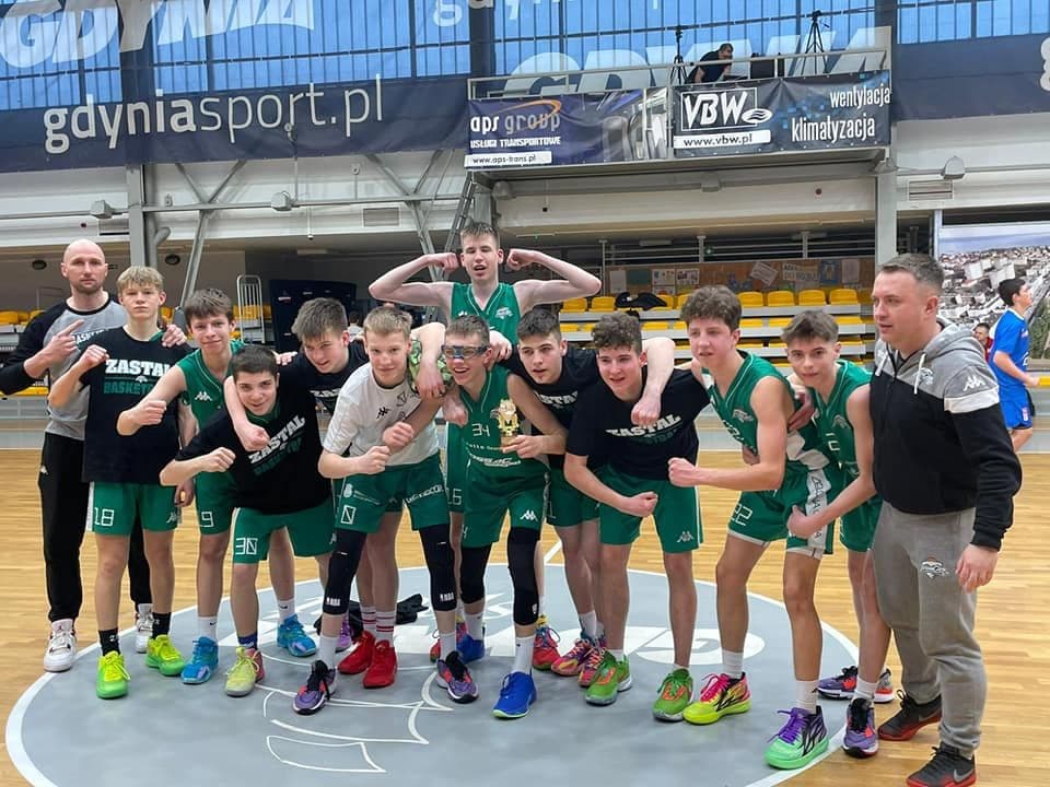 Kadeci 2008 minimalnie od awansu, II ligowcy rozpoczynają PLAY Off na 6 pozycji. — zdjęcie 2