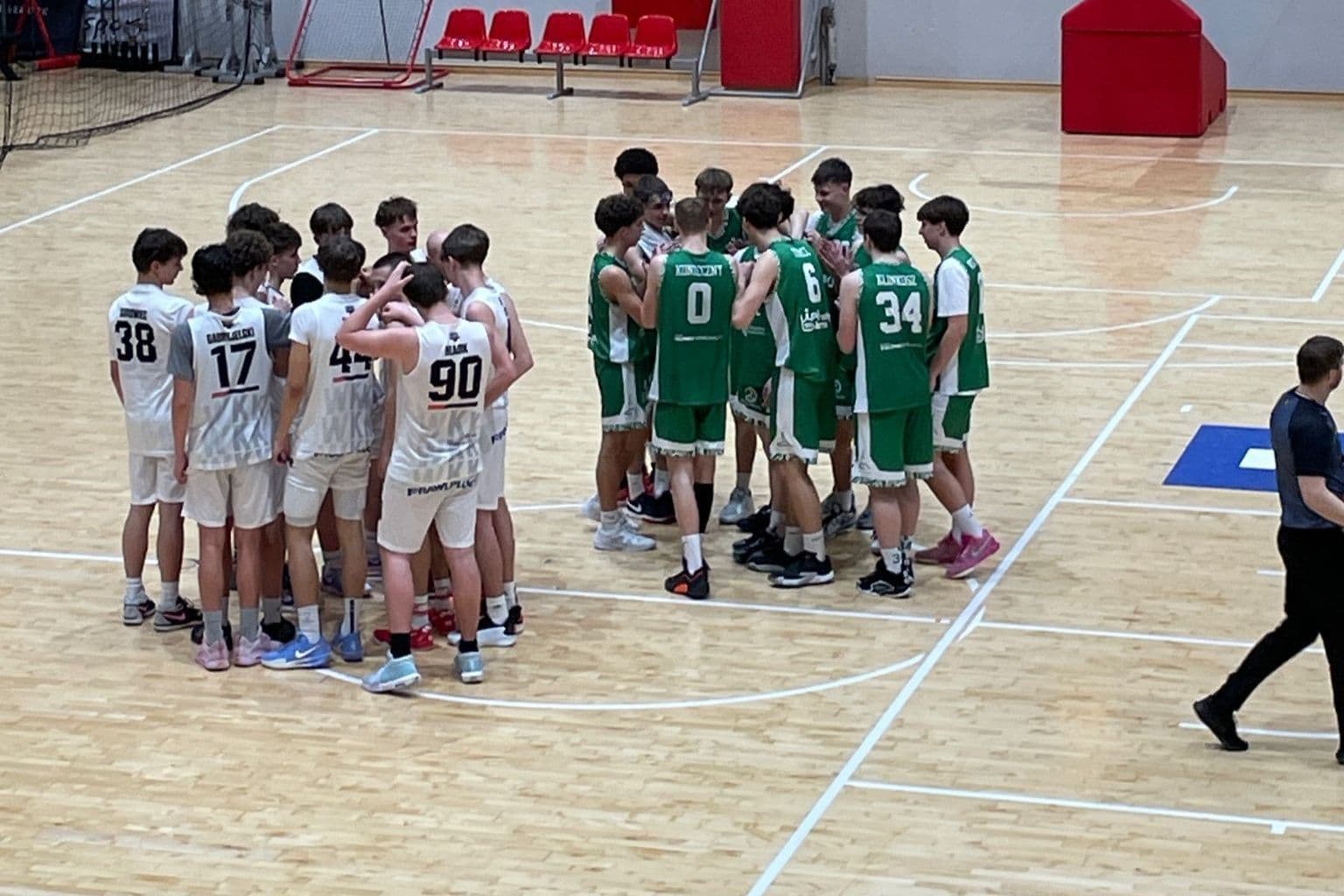 Świetny weekend Zastalowców. Wygrane II i III ligowców. Juniorek, Młodzików i Juniorów U17 — zdjęcie 5