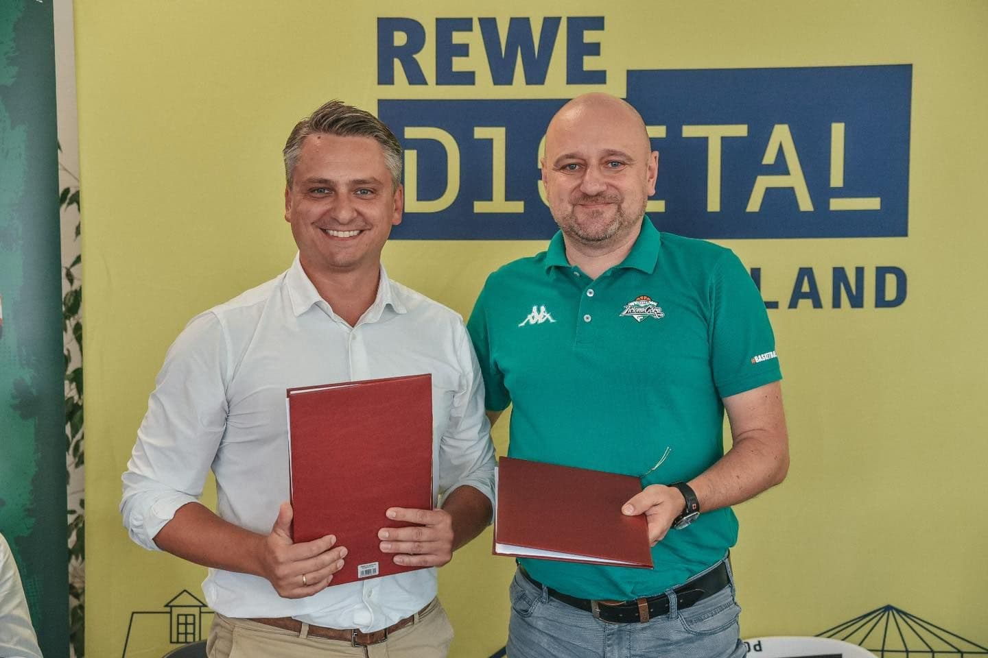REWE Digital Poland - STRATEGICZNY SPONSOR SKM ZASTAL — zdjęcie 2