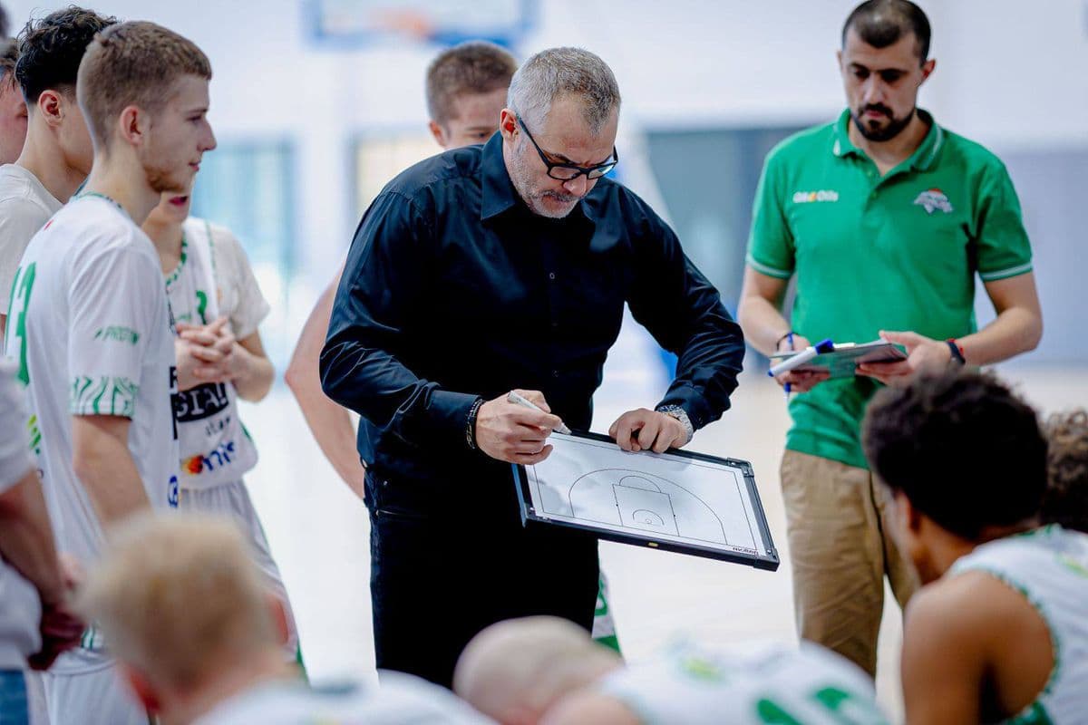Drugoligowcy u Juniorzy U17 pokonują Śląsk Wrocław — zdjęcie 1