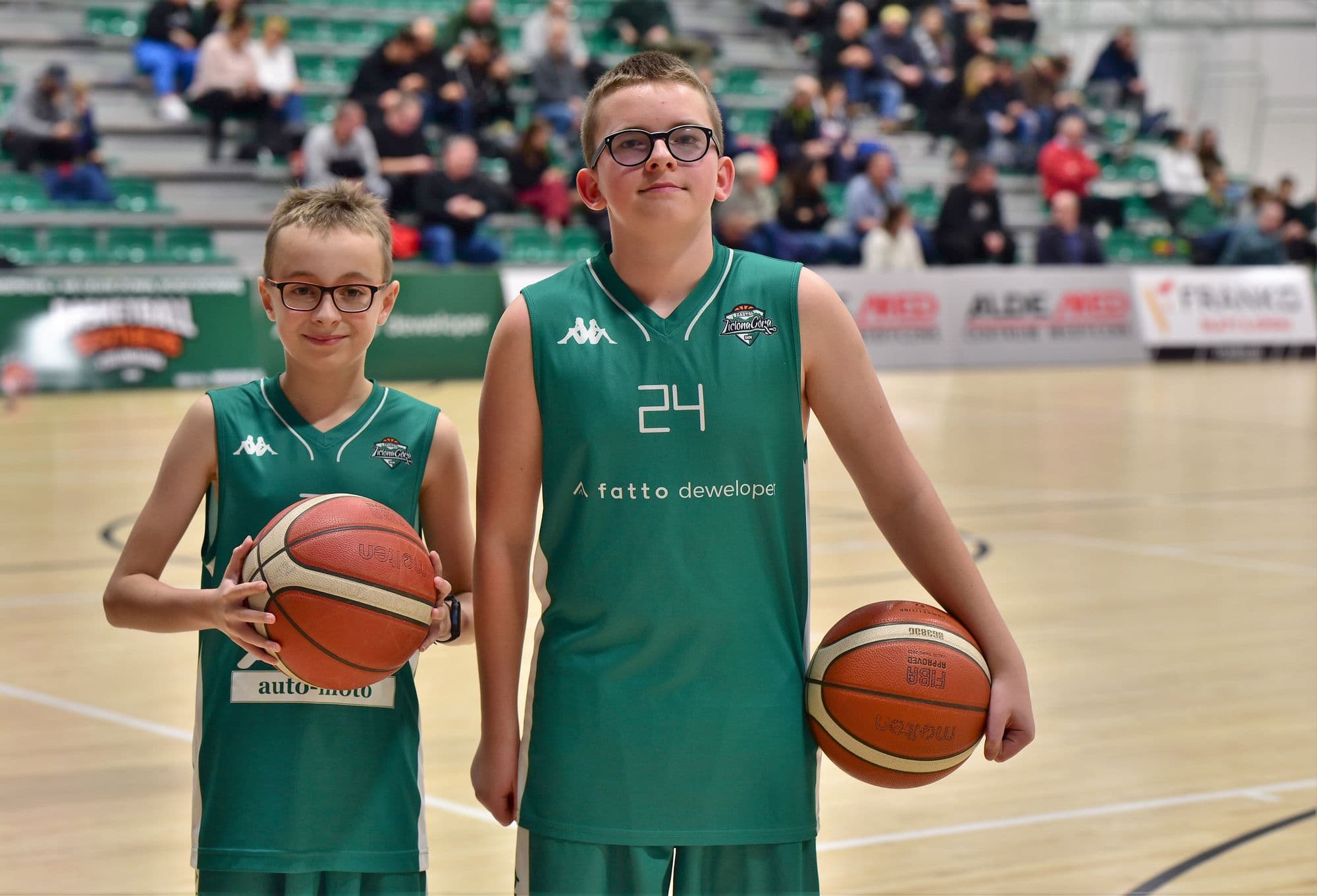 Debiuty najmłodszych r. 2012 i kolejna wygrana najstarszych w II lidze. — zdjęcie 6