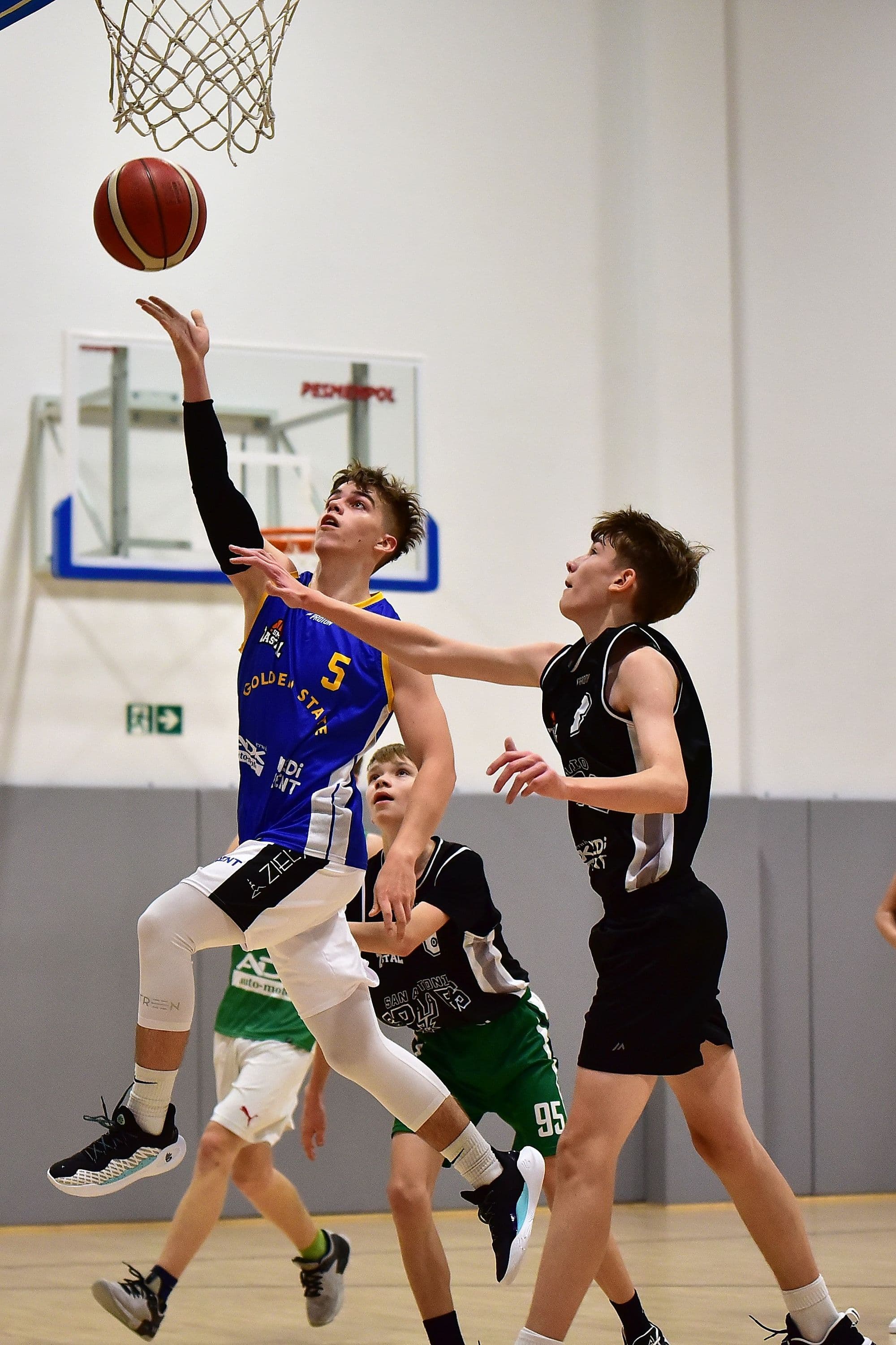 Zastal Basketball LEAGUE czyli wewnetrzna liga koszykówki — zdjęcie 3